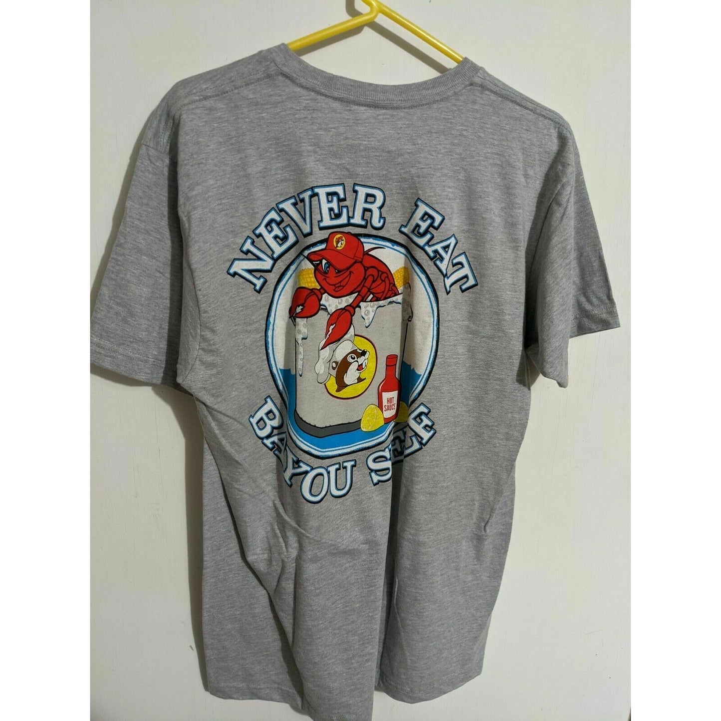 Buc-ee's Never Eat Bayou Self Gray Short Sleeve T-Shirt Sizes S-3XL